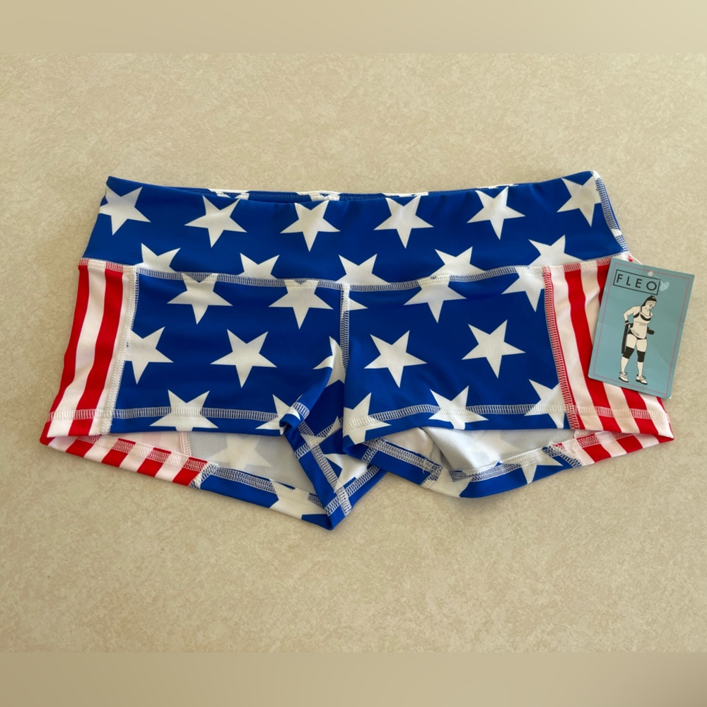 NWT FLEO original shorts American flag Superbad CrossFit size large